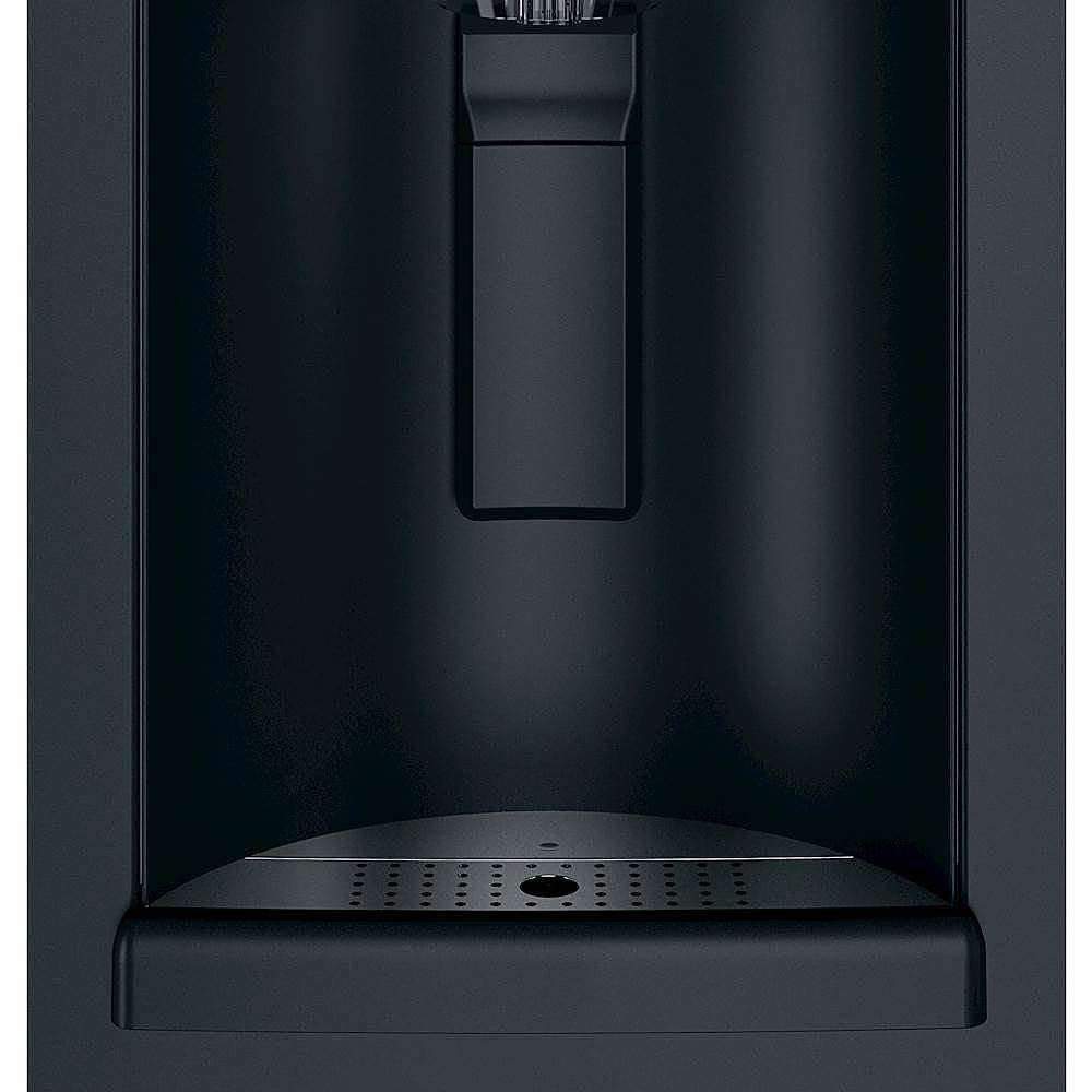 Café™ ® 27.7 Cu. Ft. Smart French-Door with Hot Water Dispenser