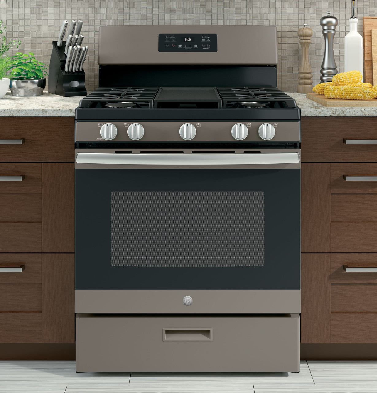 GE® 30" Free-Standing Gas Range