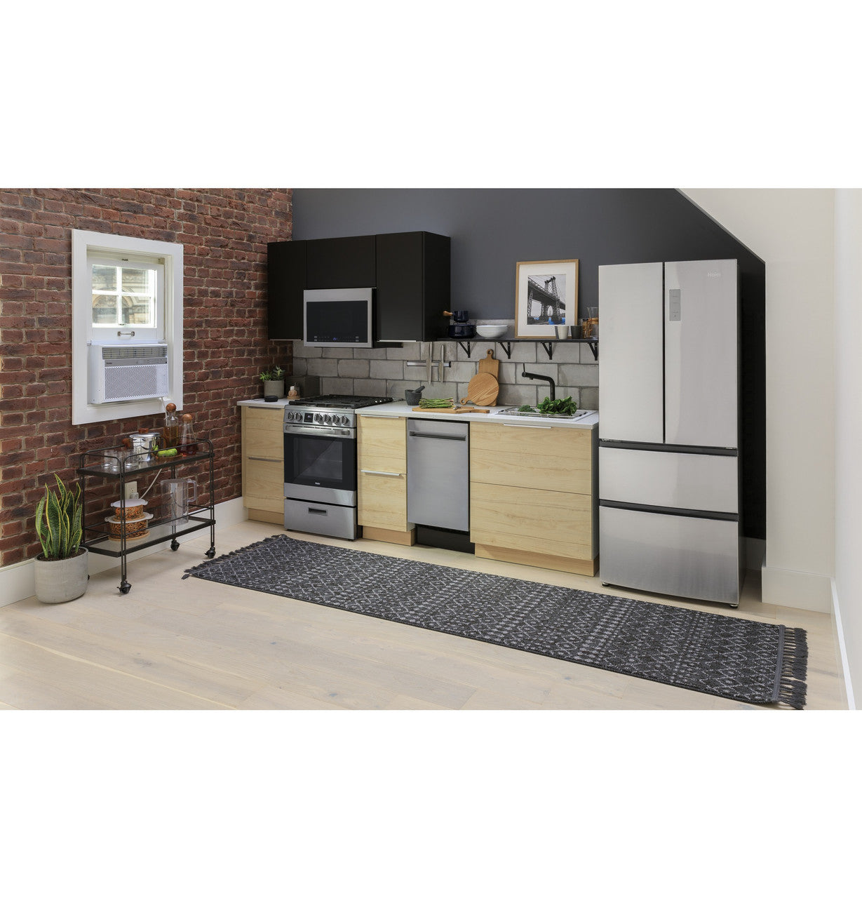 24" 2.9 Cu. Ft. Electric Range