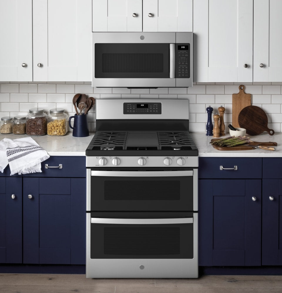 GE® 30" Free-Standing Gas Double Oven Convection Range